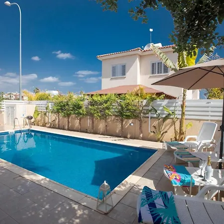 George's Lux Villa
